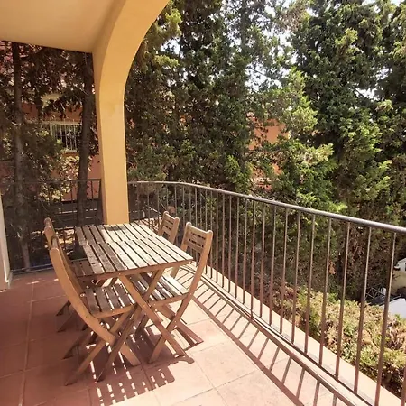 Del Parque Flats Paraiso