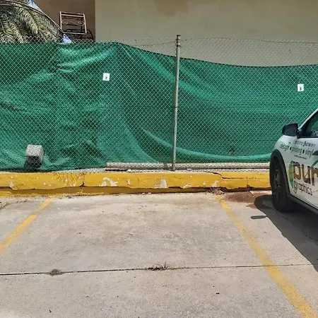 Del Parque Flats Paraiso Apartment