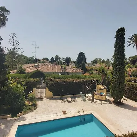 Del Parque Flats Paraiso Daire Estepona